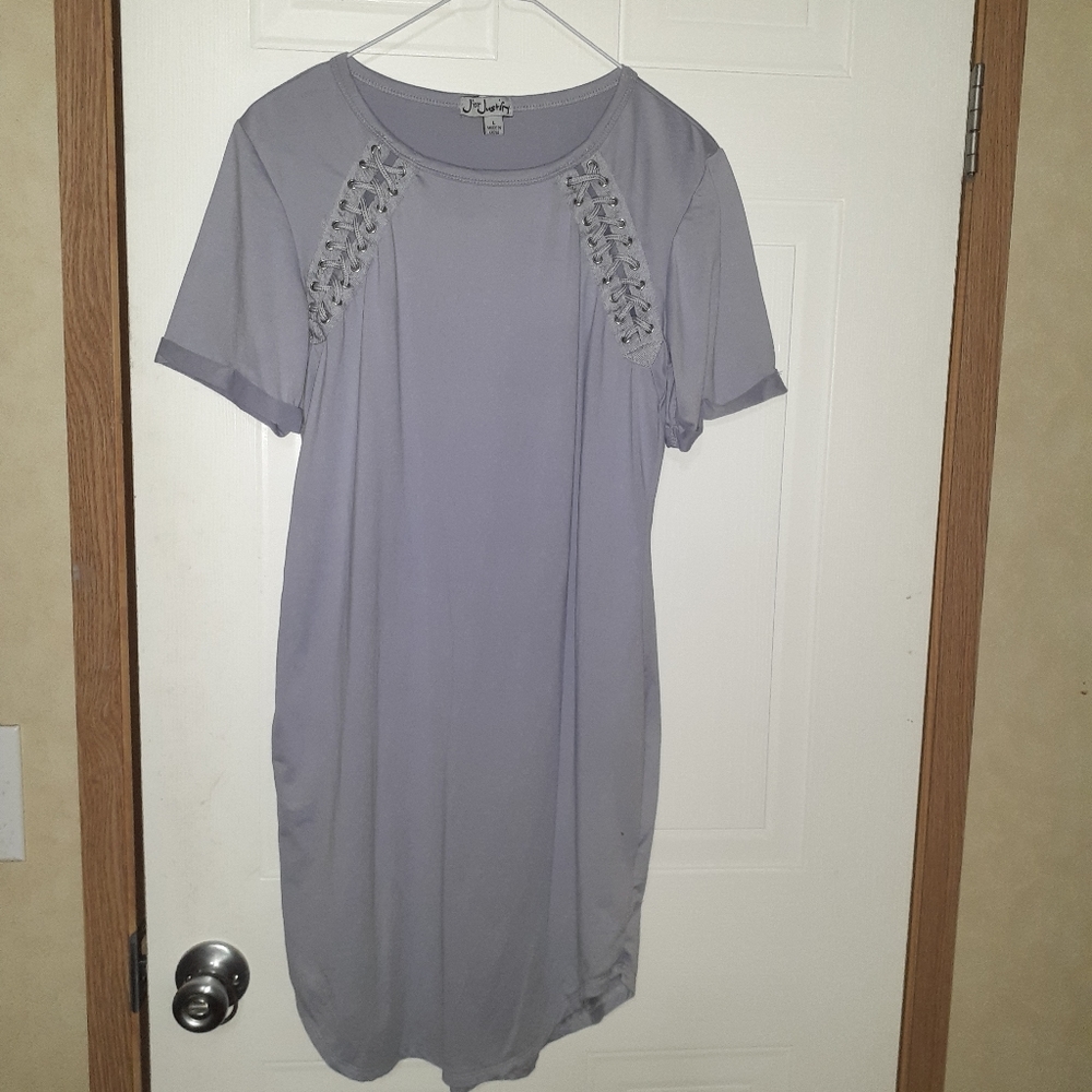 J is for Justify Short sleeved midi dress